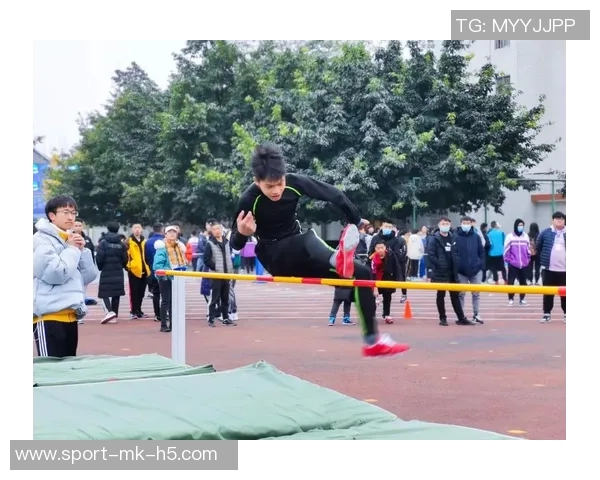 感谢恩加德乌三季拼搏付出祝愿他未来职业生涯顺利辉煌 感谢恩加德乌三季拼搏付出祝愿他未来职业生涯顺利辉煌