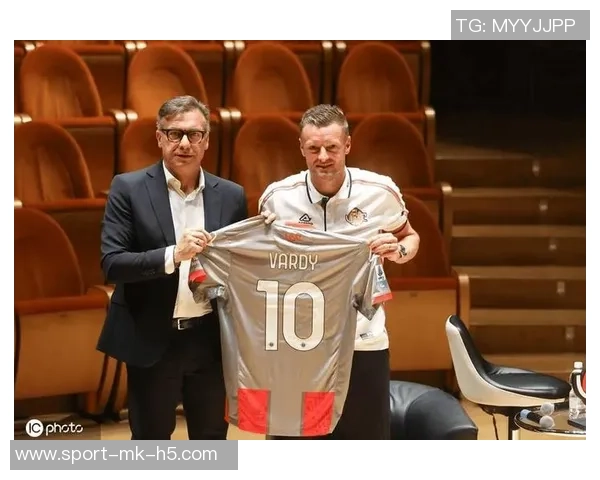 韦斯利精彩挑射助力罗马客场3-1战胜克雷莫内塞荣膺最佳球员 韦斯利精彩挑射助力罗马客场3-1战胜克雷莫内塞荣膺最佳球员